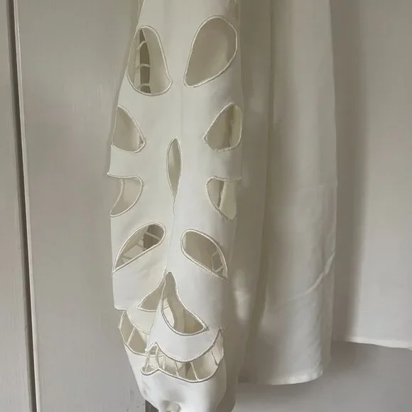 Adrianna Papell Blouse Women's Cream Crewneck Cutout Sleeve L NWT - Picture 3 of 7